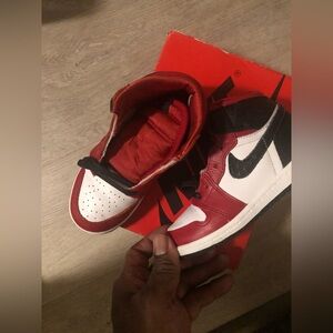 Jordan 1 satin toddler size 10c  great condition